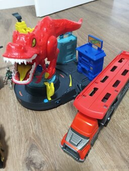 Hot wheels + něco navíc - 2