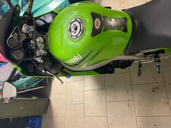 prodám kawasaki ninja zx6r - 2