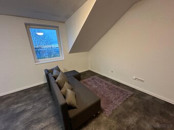 Postel a pohovka za odvoz - 2