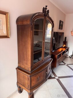 Výkladní skříň vitrína - 2