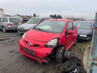 Toyota AYGO 1KR-FE - 2