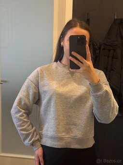 Dámský svetr H&M - 2