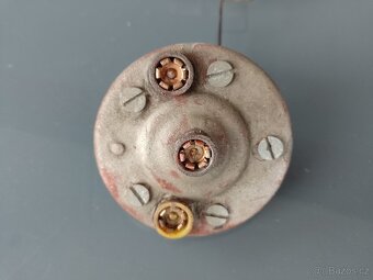 Plavák do nádrže SKODA 100/1000MB - 2