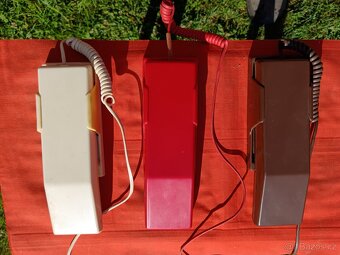 Závěsné linkové telefony - 2