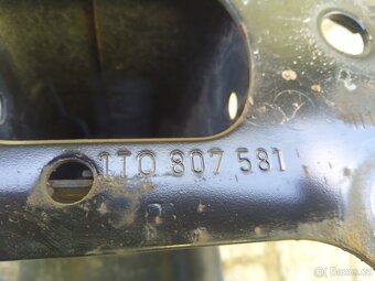 GOLF PLUS - výztuha předního nárazníku - 2