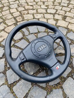 Audi A8 / S8 Multifunkční tříramenný volant - 2
