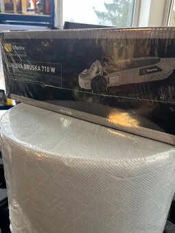 Úhlová bruska Starline - 710 W - 2