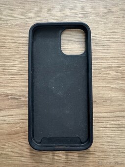 Quad Lock kryt na iPhone 12 - 2