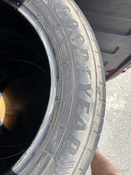 Pneu Goodyear 205/55r16 - 2