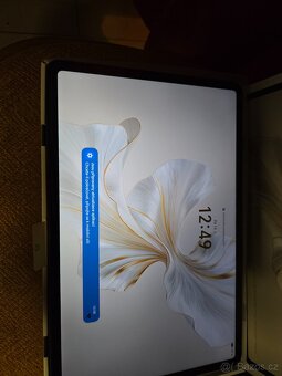 Prodám tablet Honor Pad 9, 8 gb rámu/ 256 Gb - 2