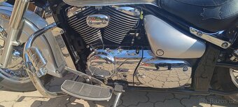 Suzuki VL 800 - 2