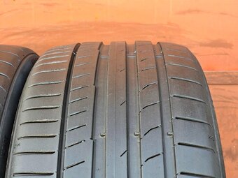 Letní Continental 235/35/19 XL - 2
