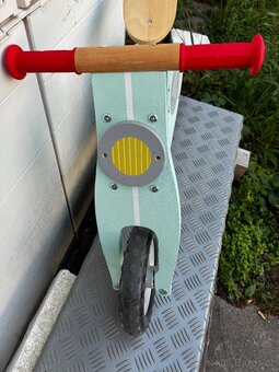 Dřevěné odrážedlo Vespa - 2