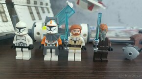 LEGO Star Wars 7676 Republic Attack Gunship - 2