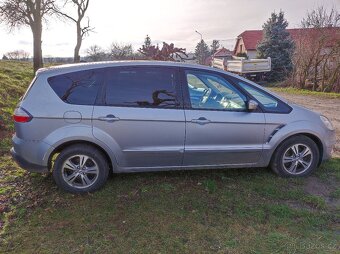 FORD S-Max - nepojízdný - 2