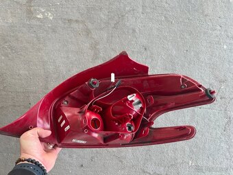 Levé zadní světlo Peugeot 208 I generace - 2