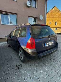 Peugeot 307 sw 7 místné - 2