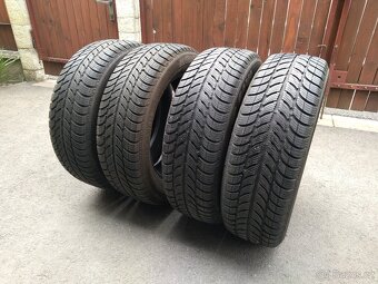 Prodám zimní gumy Sava eskimo 185/60 R15 DOT 3323 - 2
