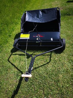 Čistič trávníku (sweeper) - Mountfield - 2