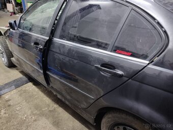 BMW e46 levé dveře sedan - 2