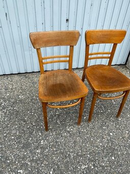 Celodřevěné židle Thonet - 2