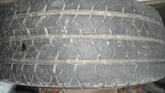 225/70R15C - 2