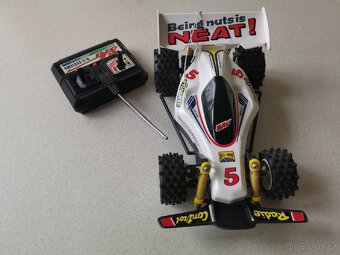 Staré RC retro auto na dálkové ovládání - 2