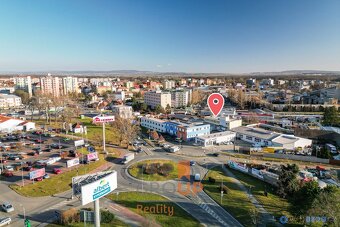 Prodej komerčních prostorů o rozloze 450 m2, ulice Velkomora - 2
