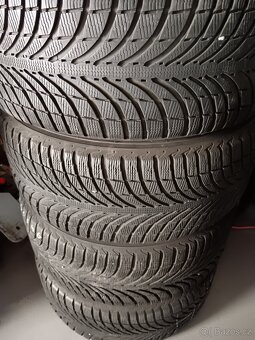 Velmi pěkná zimní 19" ORIGINAL BMW X5 F15 - 2
