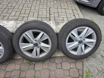 Kola Wolksvagen Golf 8 - 2