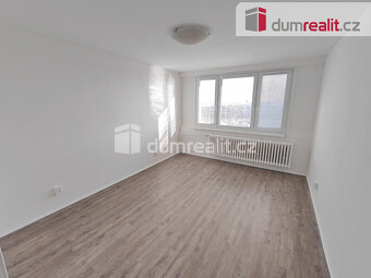 Světlý byt 2+1 po kompletní rekonstrukci, 46 m2 + komora, 20 - 2