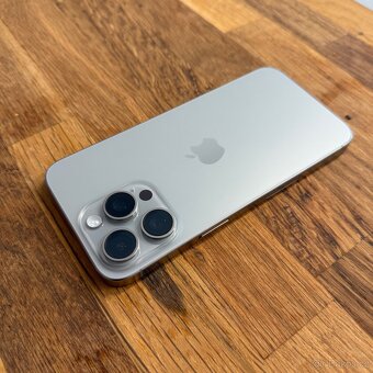 iPhone 15 Pro Max 256GB natural titan, rok záruka - 2