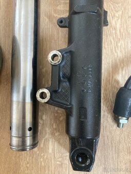 Díly na Suzuki Vstrom - jen vcelku, levně - 2