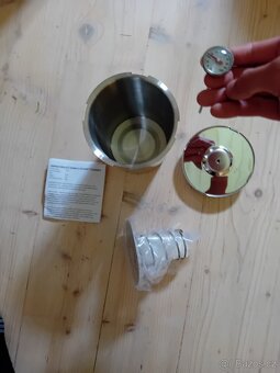 Nepoužitý, pouze vybalený šunkovar - 2