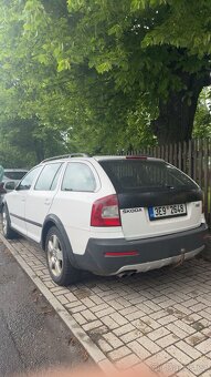 Škoda Octavia 2 Scout Combi - 2