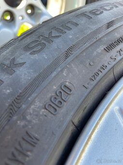 Pneu BMW 235/55 R17 99V - 2