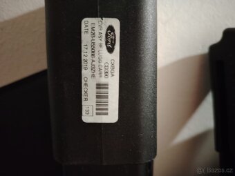 Roleta zavazadlového prostoru na Ford Galaxy. - 2
