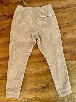 NIKE tepláky chlapecké, velikost M - 2