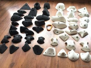 Nové lezecké chyty THEREX Board Set 54 kusů - 2
