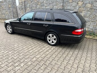 Mercedes E Klasse kombi E 220 CDI T Avantgarde - 2