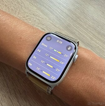 Apple Watch 8 45mm Silver top stav. - 2