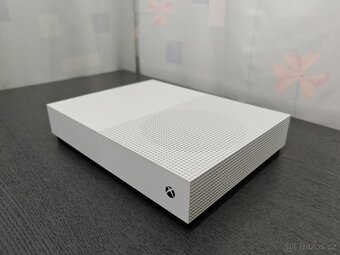 Xbox One S 1TB All Digital - 2