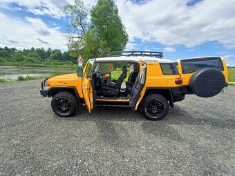 TOYOTA FJ LAND CRUISER 4,0 V6 4x4 LPG 110 000 KM 1 Majitel - 2