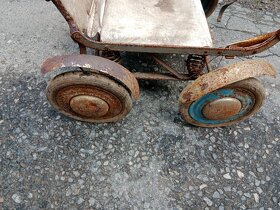 Staré kočárky - 2