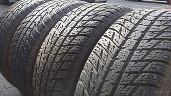 90% zimní pneu Nokian 225/60/17 XL, sada - 2