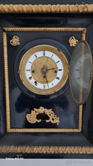 Prodám starožitné hodiny - 2