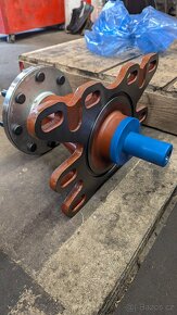 Prodám náboj kola Case 410 - 2