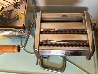 mlýnek na nudle - 2