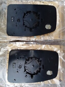 Renault Master III / 3 - Levé sklo zpětné zrcátko - 2