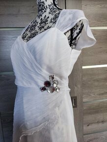 Lehoučké svatební šaty vel.44 - 2